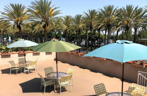 Kings Inn Anaheim at The Park & Convention Center